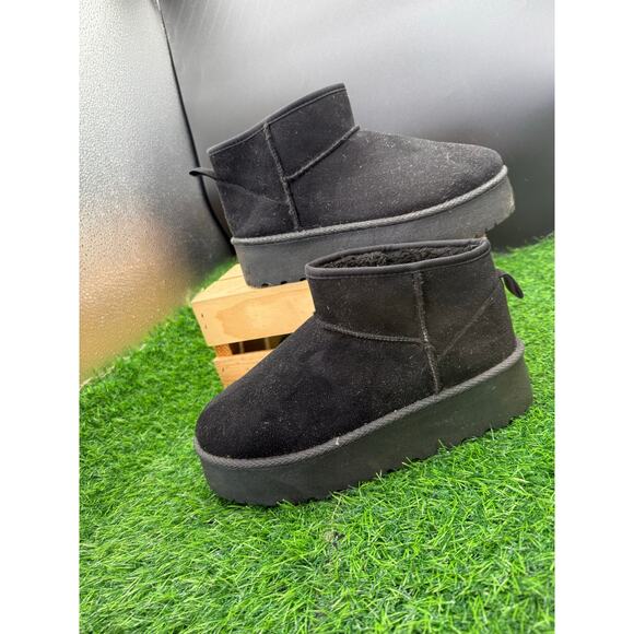 Charlotte Russe- Black - Platform Ankle Boots- Size 9 W - Picture 1 of 10